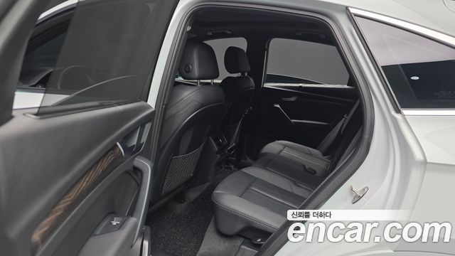 Audi Q5 2023 — photo 15