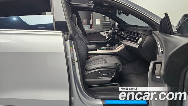Audi Q8 2022 — photo 16
