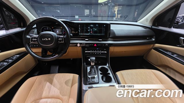 Kia Canival 2023 — photo 10