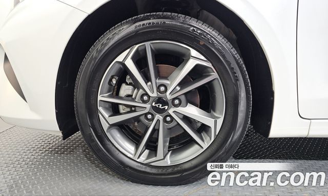 Kia K3 2022 — photo 5