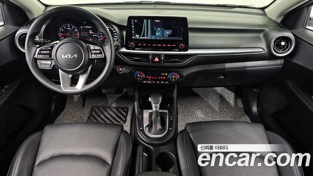 Kia K3 2022 — photo 10