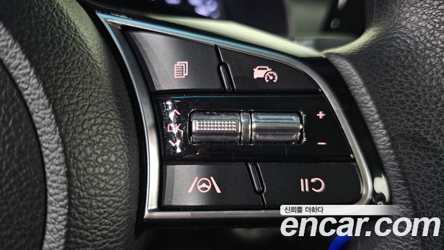 Kia K3 2022 — photo 23