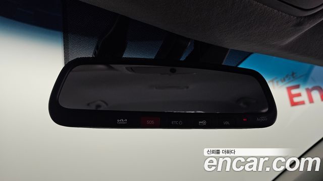 Kia K3 2022 — photo 24