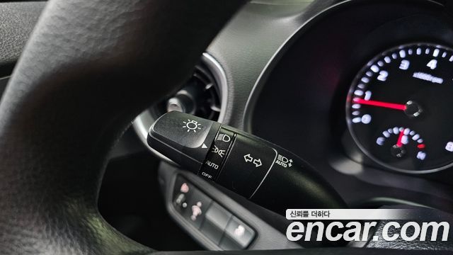 Kia K3 2022 — photo 27