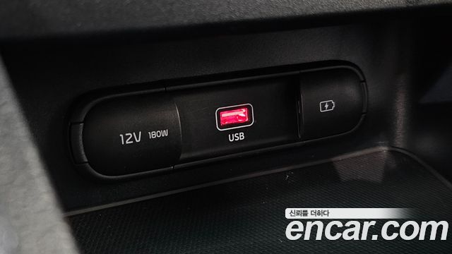 Kia K3 2022 — photo 29