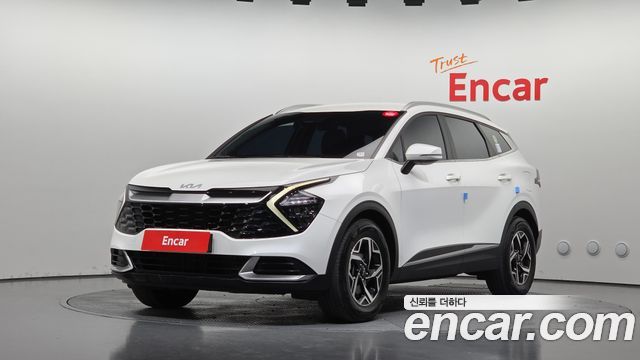 Kia Sportage 2023 — photo 1