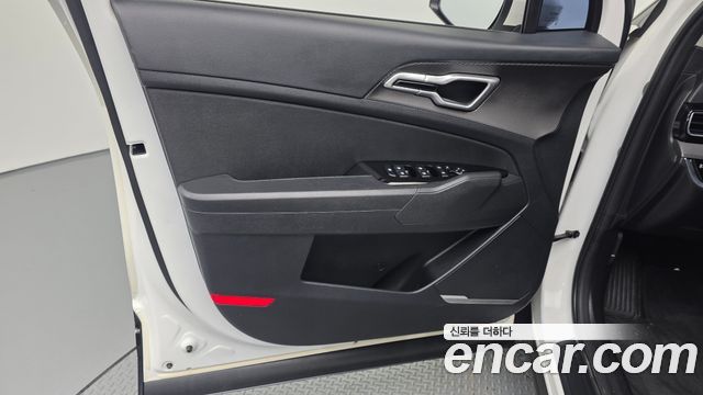 Kia Sportage 2023 — photo 14