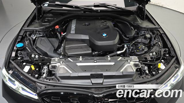 BMW 3-Series 2025 — photo 6