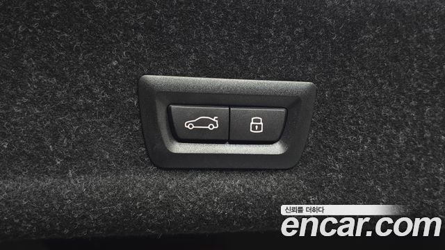BMW 3-Series 2025 — photo 19