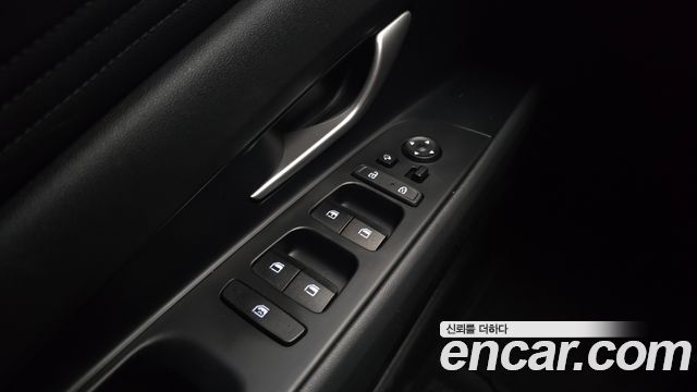 Hyundai AVANTE 2021 — photo 17