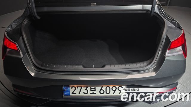 Hyundai AVANTE 2021 — photo 20