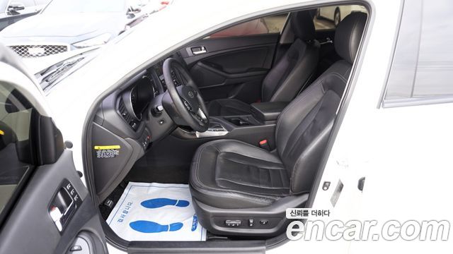 Kia K5 2012 — photo 16
