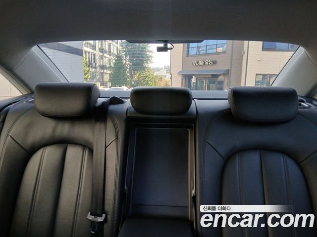 Audi A6 2013 — photo 17