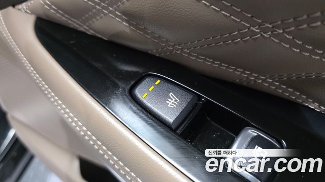 Kia K8 2022 — photo 31