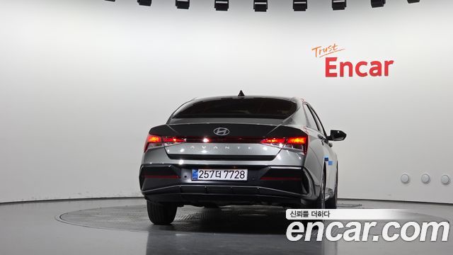 Hyundai AVANTE 2024 — photo 4