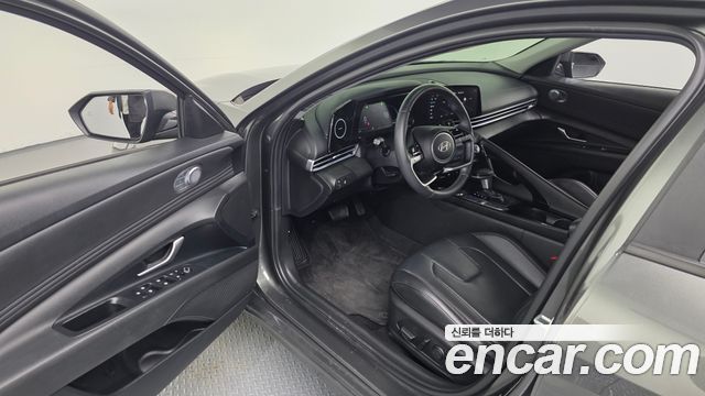 Hyundai AVANTE 2024 — photo 13
