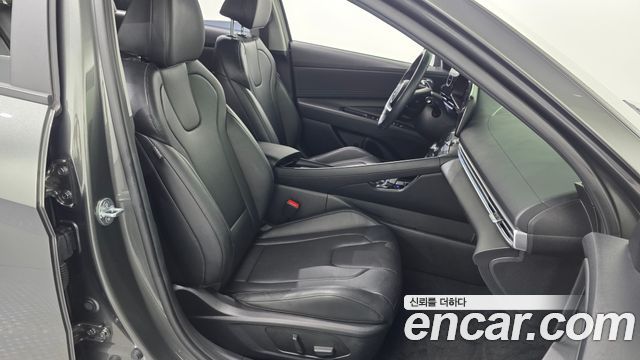Hyundai AVANTE 2024 — photo 17