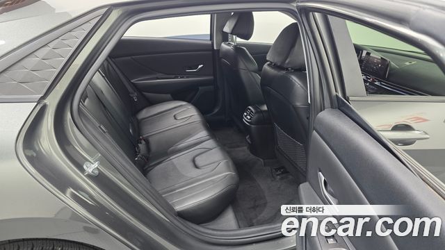 Hyundai AVANTE 2024 — photo 18
