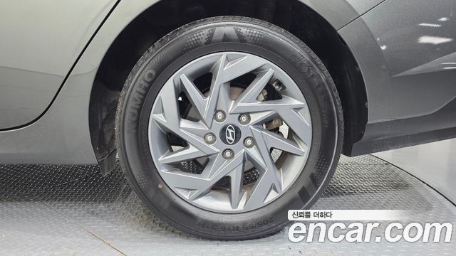 Hyundai AVANTE 2024 — photo 7