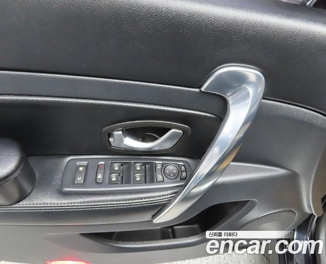Renault Korea SM5  2011 — photo 12