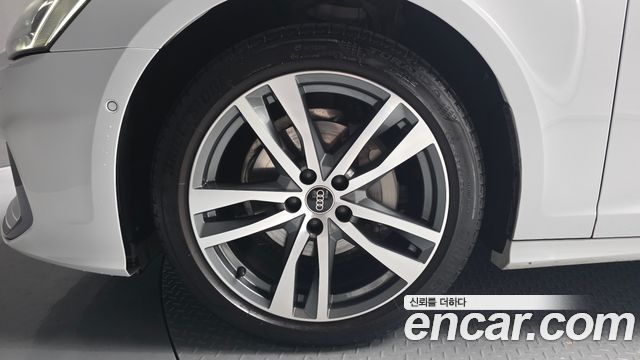 Audi A6 2022 — photo 5