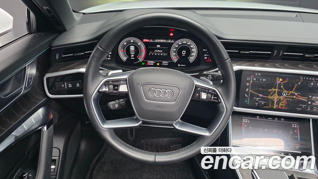 Audi A6 2022 — photo 20