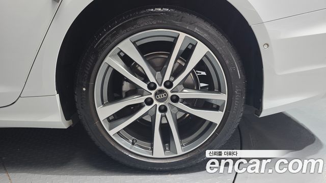 Audi A6 2022 — photo 7