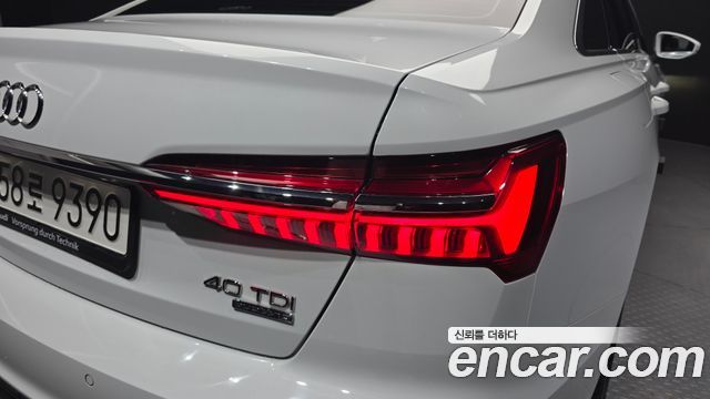 Audi A6 2022 — photo 9