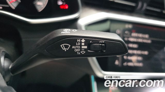 Audi A6 2022 — photo 28