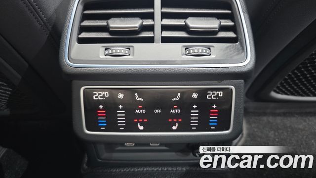 Audi A6 2022 — photo 32