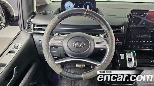 Hyundai Staria 2023 — photo 20
