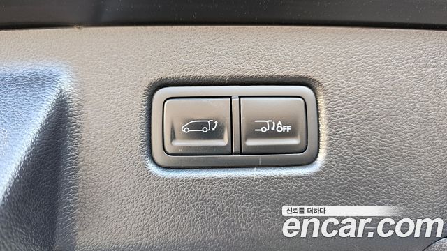 Hyundai Staria 2023 — photo 25
