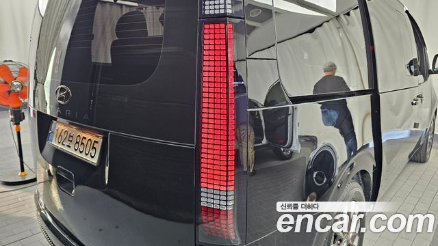 Hyundai Staria 2023 — photo 9