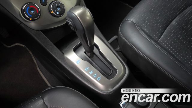 Chevrolet Korea Aveo 2015 — photo 12