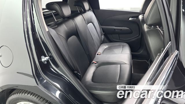 Chevrolet Korea Aveo 2015 — photo 17