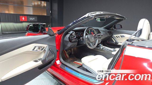 BMW Z4 2020 — photo 13