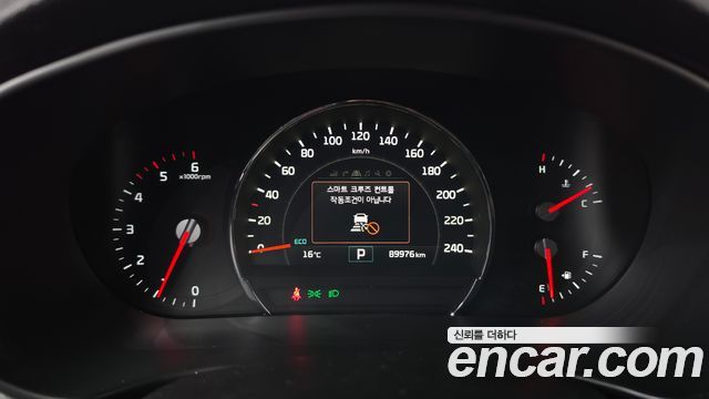 Kia Sorento 2016 — photo 11