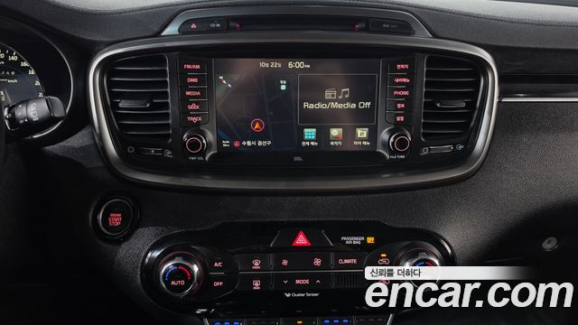 Kia Sorento 2016 — photo 18