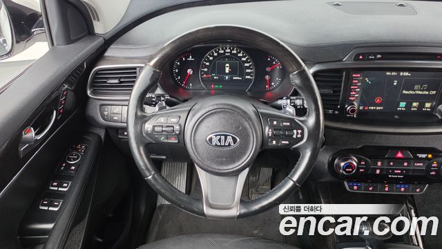 Kia Sorento 2016 — photo 19