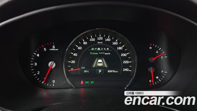 Kia Sorento 2016 — photo 26
