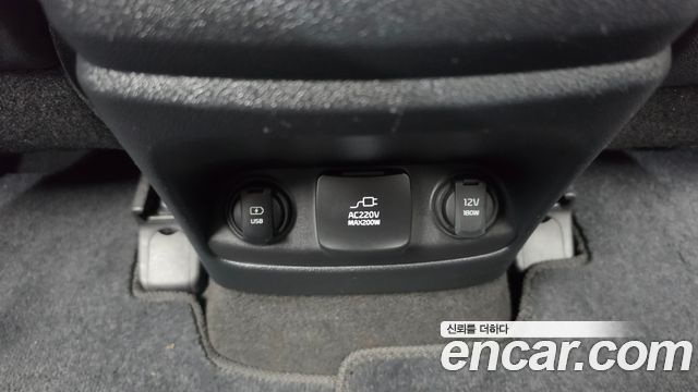 Kia Sorento 2016 — photo 31