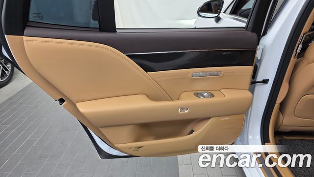 Genesis G90 2025 — photo 15