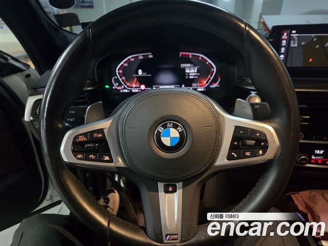 BMW 5-Series 2020 — photo 7