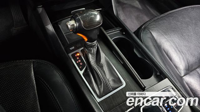 Kia K7 2012 — photo 9