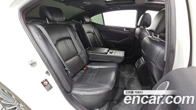 Kia K7 2012 — photo 11