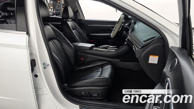Hyundai Sonata 2020 — photo 16