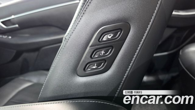 Hyundai Sonata 2020 — photo 35