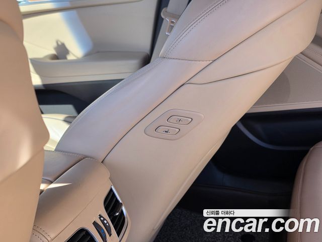 Genesis G80 2020 — photo 14