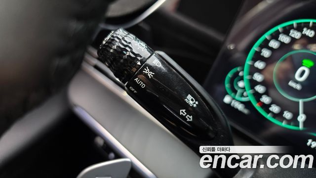 Hyundai Grandeur 2023 — photo 28