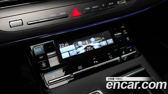 Hyundai Grandeur 2023 — photo 30